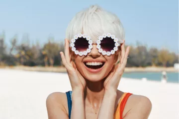 ¿Por qué el verano es un buen momento para empezar tu tratamiento dental? - Clínica dental en Sevilla