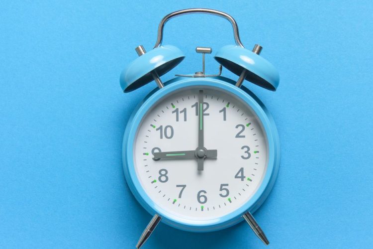 Nuevo horario - Clínica dental Sevilla Nuevo horario - Clínica dental en Sevilla